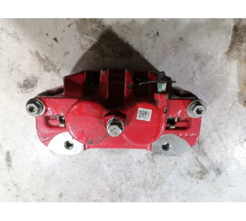 Суппорт передний правый