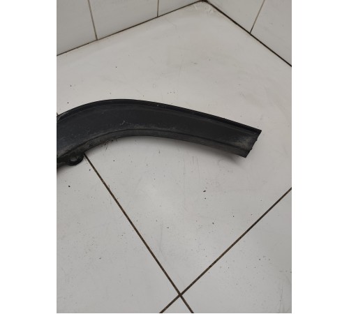 Накладка крыла передняя правая