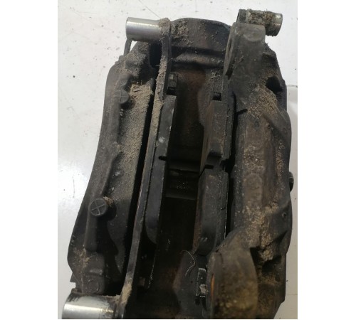 Суппорт передний левый