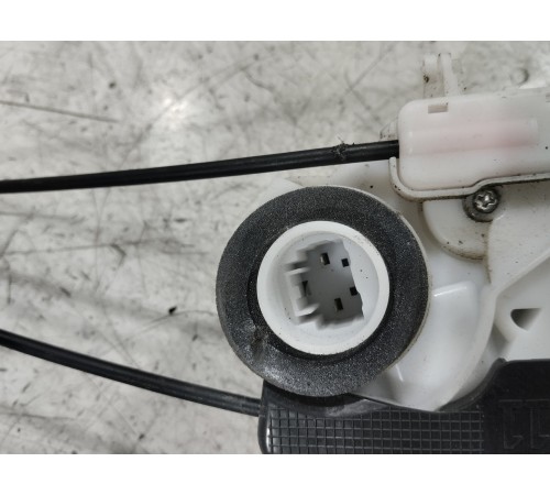 Замок двери (задний левый)