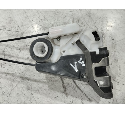 Замок двери (задний левый)