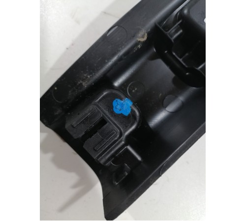 Накладка порога передняя правая