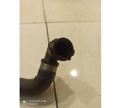 Патрубок системы охлаждения