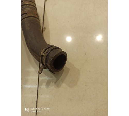 Патрубок системы охлаждения