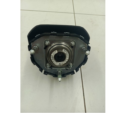 Подушка безопасности водителя