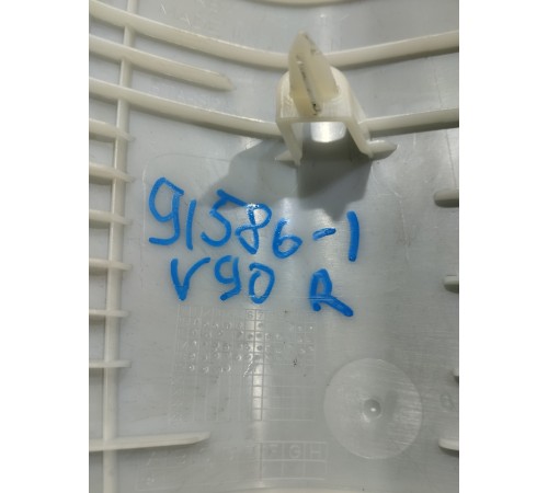 Обшивка стойки (задняя правая)