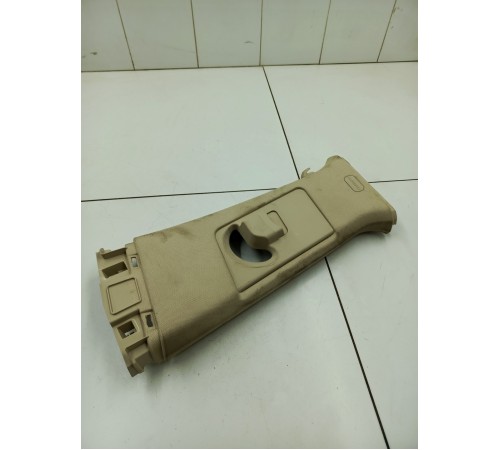 Обшивка центральной стойки левая верхняя