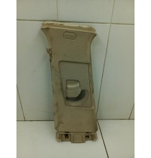 Обшивка центральной стойки левая верхняя