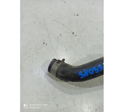 Патрубок системы охлаждения