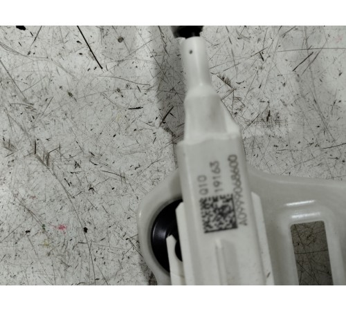 Активатор замка багажника