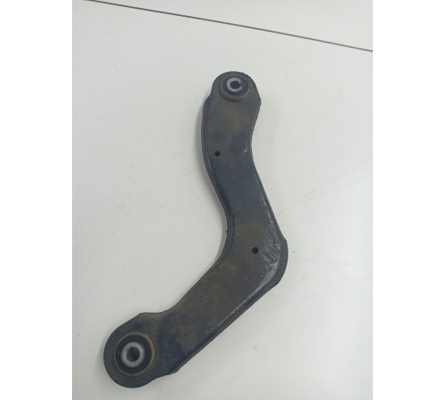 Рычаг подвески задний левый