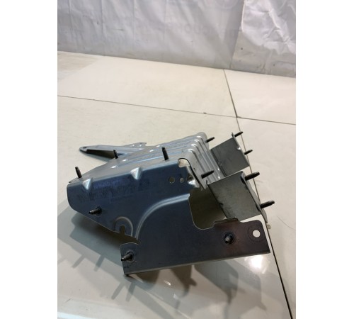 Кронштейн блоков багажника (правый)