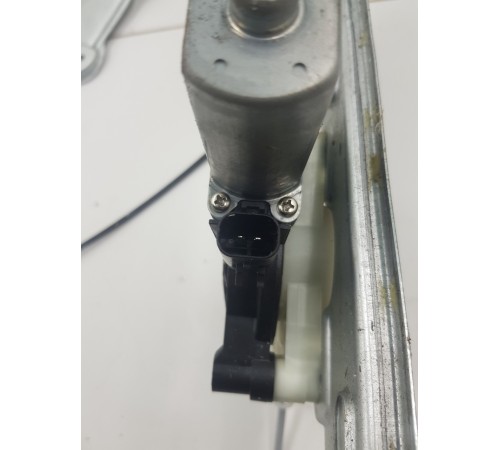 Стеклоподъёмник двери передний левый