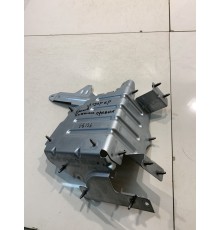 Кронштейн блоков багажника (правый)