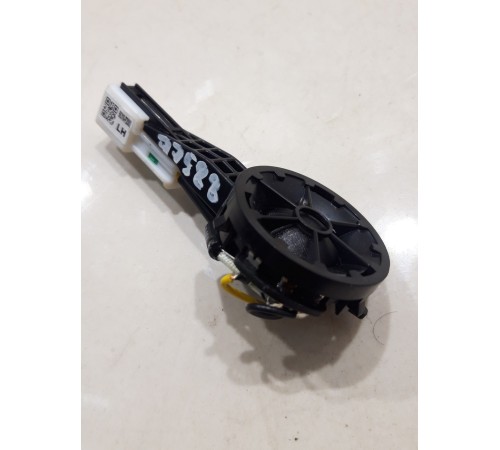 Динамик передний левый высокочастотный