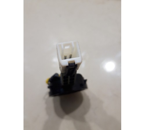 Динамик передний левый высокочастотный