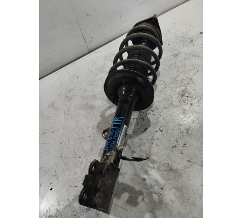 Амортизатор подвески передний правый в сборе