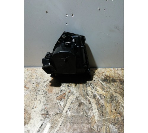 Подстаканник в торпедо левый