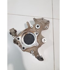 Кулак поворотный задний левый