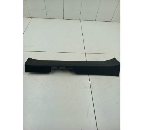 Накладка порога передняя левая