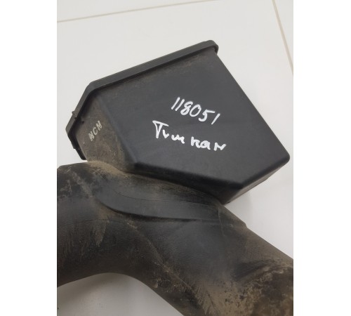 Резонатор воздушного фильтра патрубок впускной