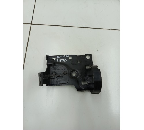 Кронштейн помпы