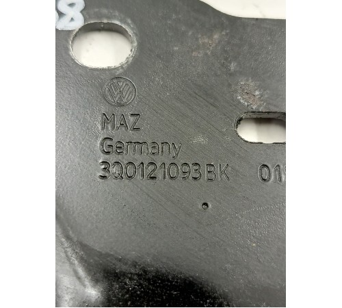 Кронштейн помпы