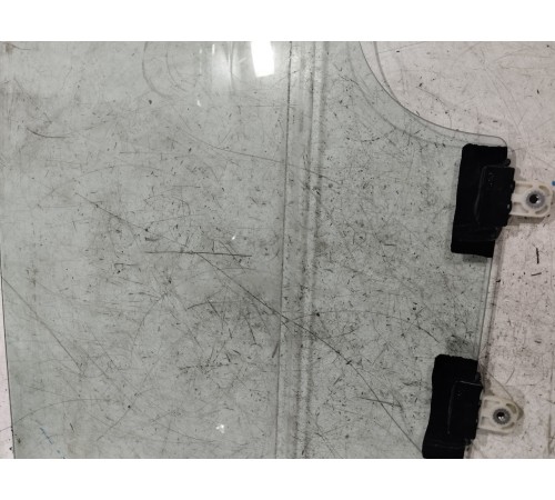 Стекло двери заднее правое