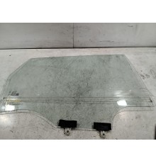 Стекло двери заднее правое