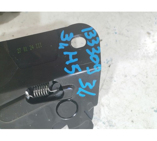 Замок заднего седенья