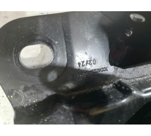 Замок заднего седенья