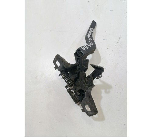 Ручка открывания капота