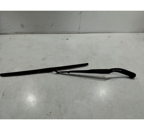 Поводок стеклоочистителя(левый)