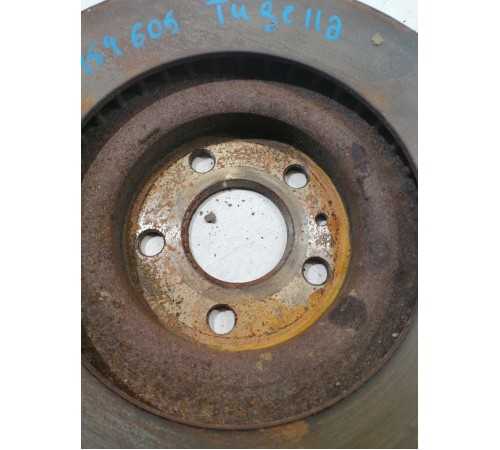 Тормозной диск передний