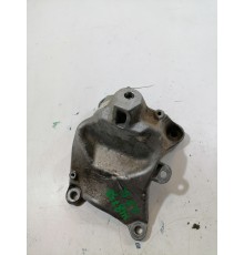 Кронштейн опоры двигателя правый