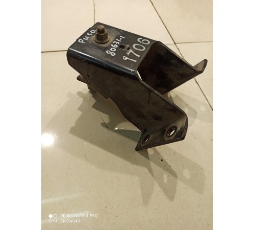 Подушка двигателя