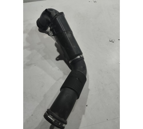 Патрубок воздушного фильтра