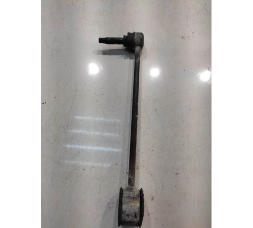 Стойка стабилизатора (задняя, левая)