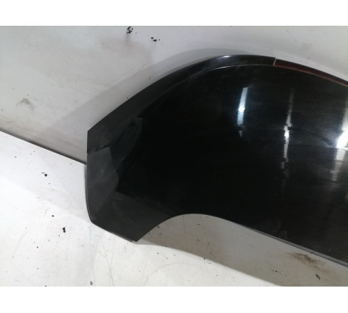 Спойлер крышки двери багажника