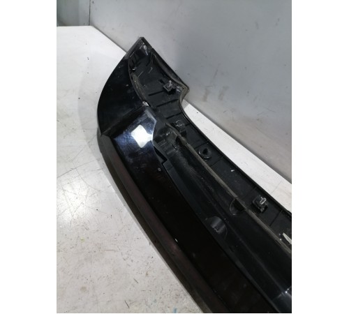 Спойлер крышки двери багажника