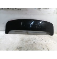 Спойлер крышки двери багажника