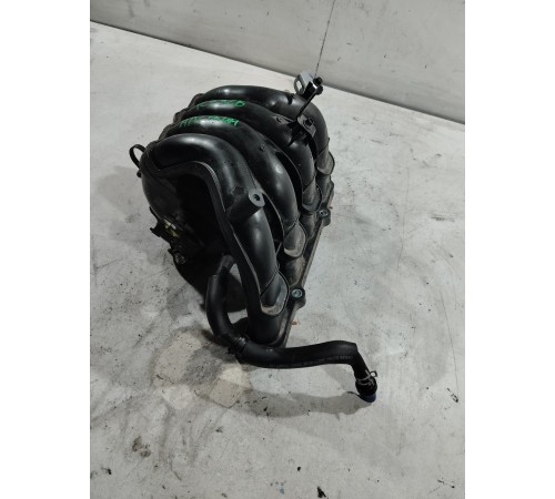 Впускной коллектор