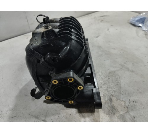 Впускной коллектор