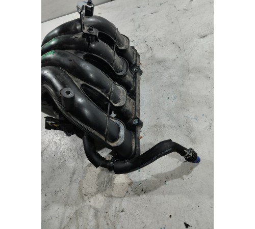 Впускной коллектор