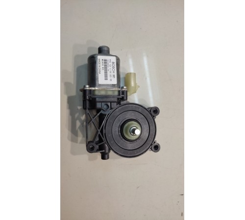 Моторчик стеклоподъемника (передний, правый)