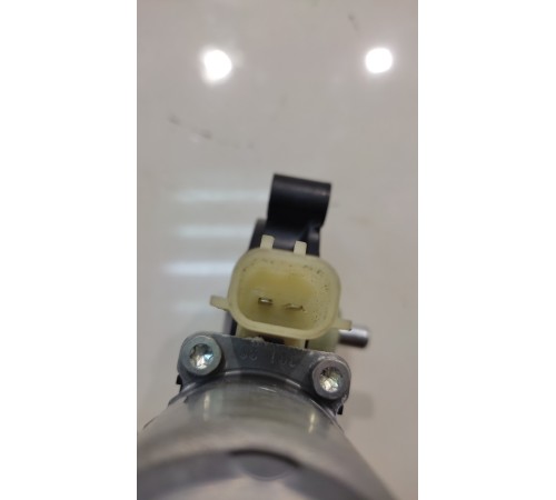 Моторчик стеклоподъемника (передний, правый)