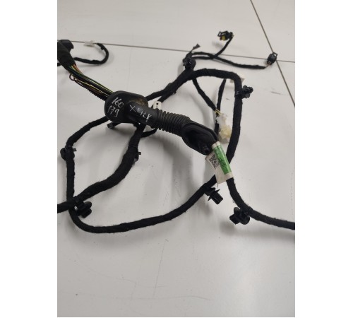 Электропроводка двери багажника