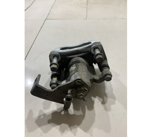 Суппорт(задний правый)