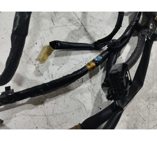 Электропроводка крышки багажника