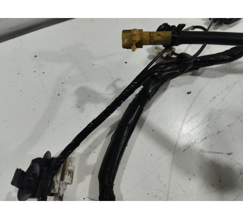 Электропроводка крышки багажника